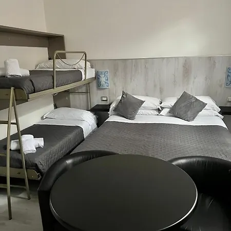 Hotel Canarino Riva del Garda Exterior foto