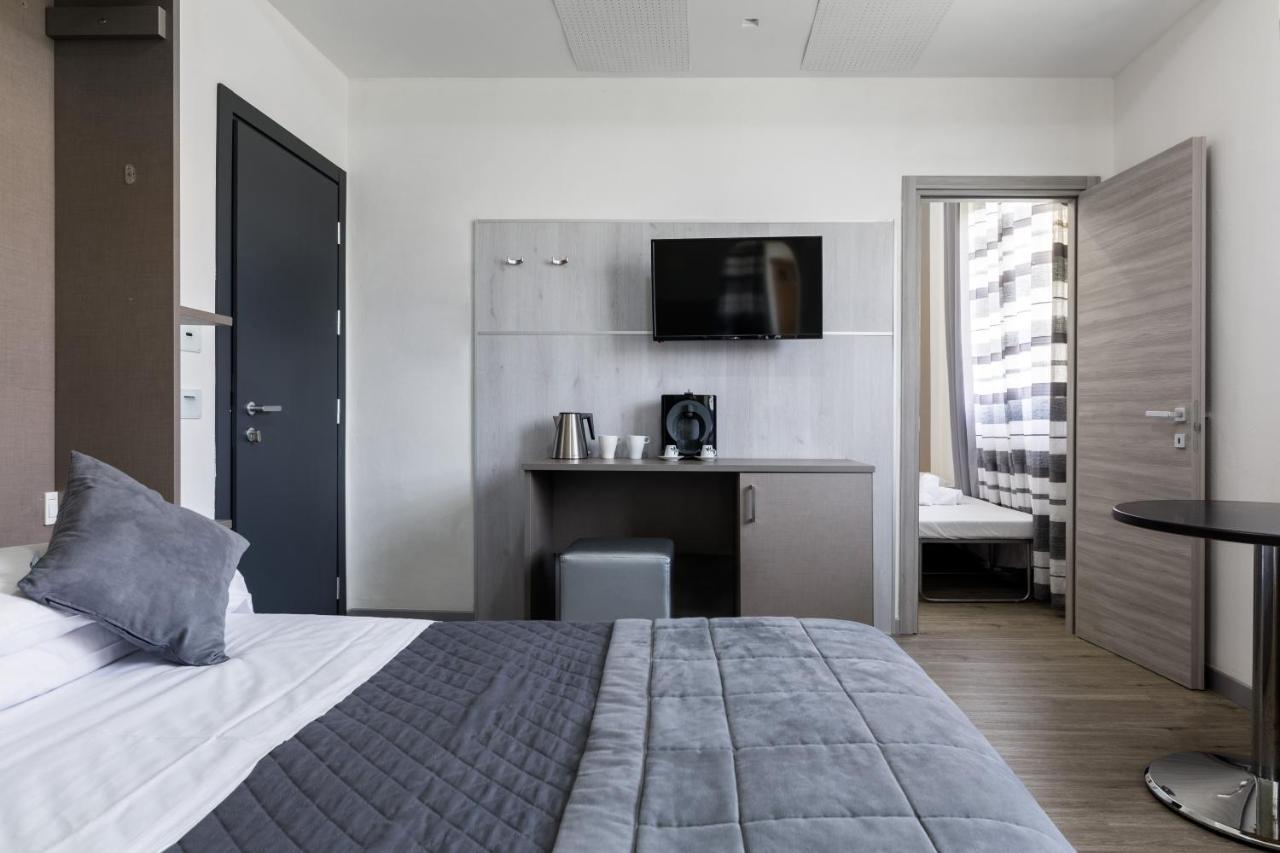 Hotel Canarino