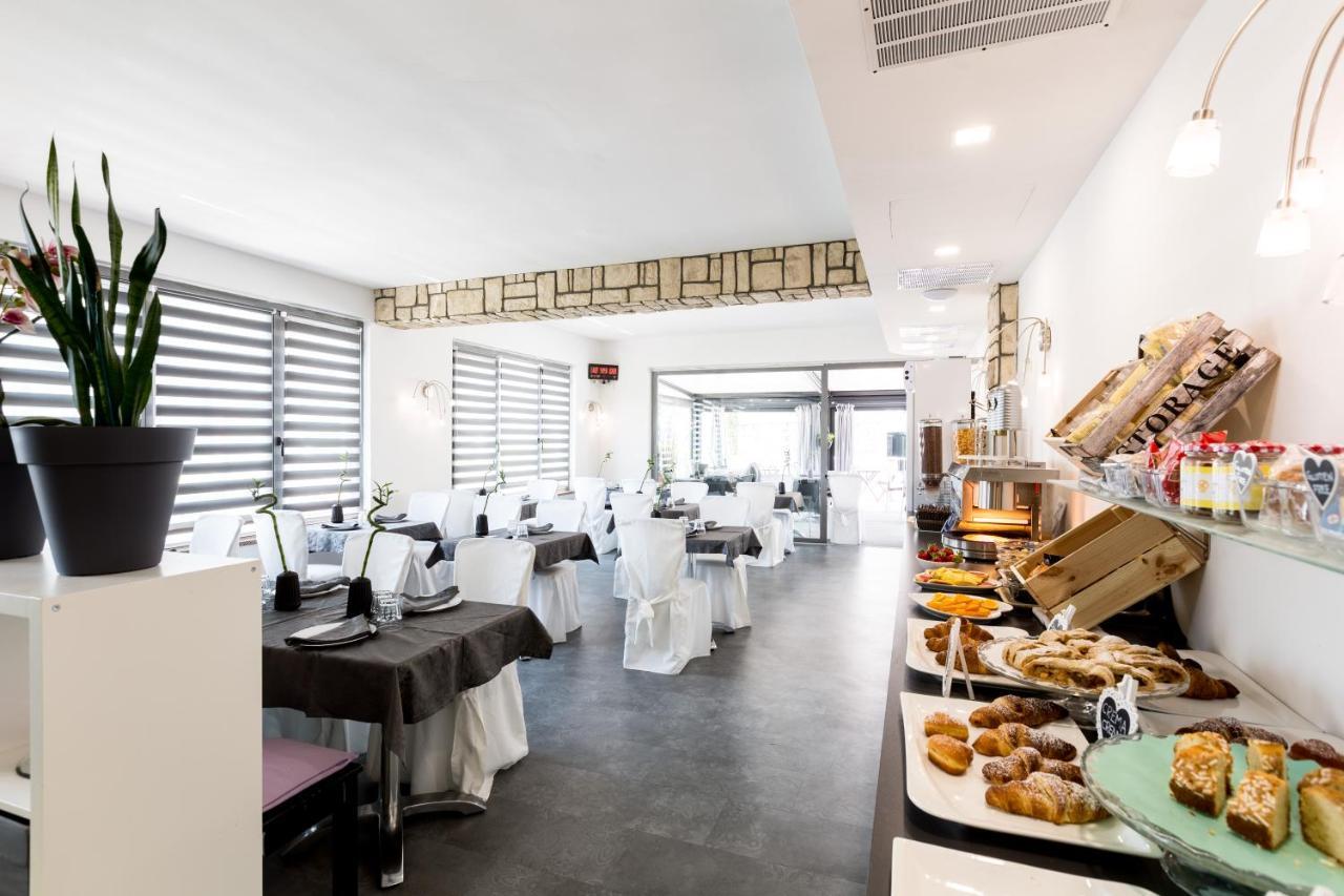 Hotel Canarino Riva del Garda