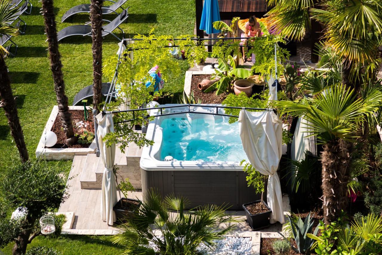 Hotel Canarino 3*