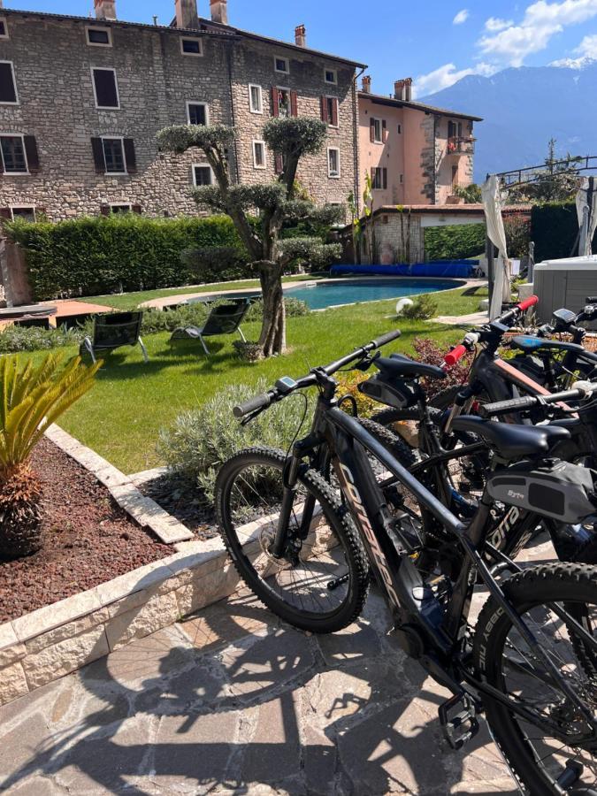 Canarino Hotel