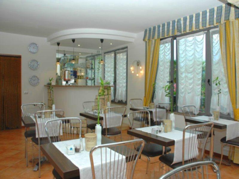 Hotel Canarino 3*